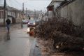 В Крыму более 2300 человек остаются без света из-за урагана