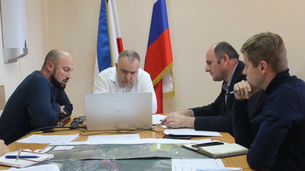 Денис Кратюк провел совещание с главами администраций сельских поселений