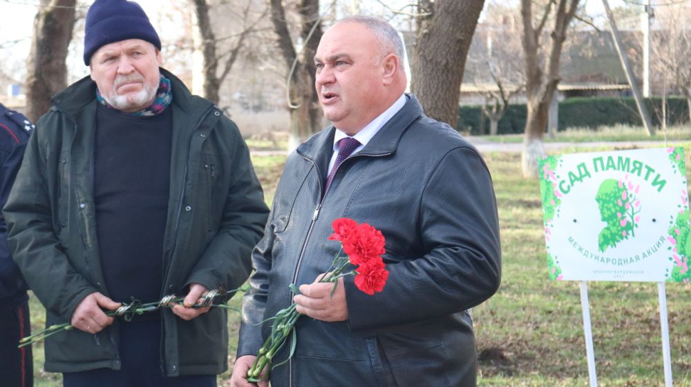 Василий Грабован возложил цветы к памятнику Неизвестного Солдата