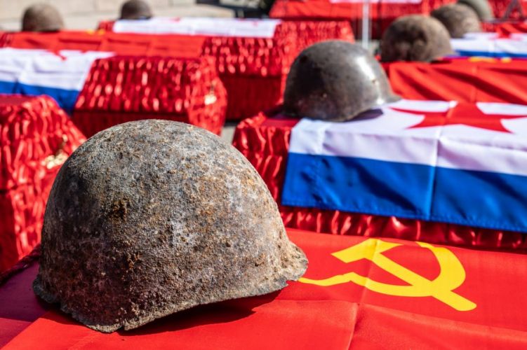 В 2021 году в Севастополе перезахоронили останки 432 воинов