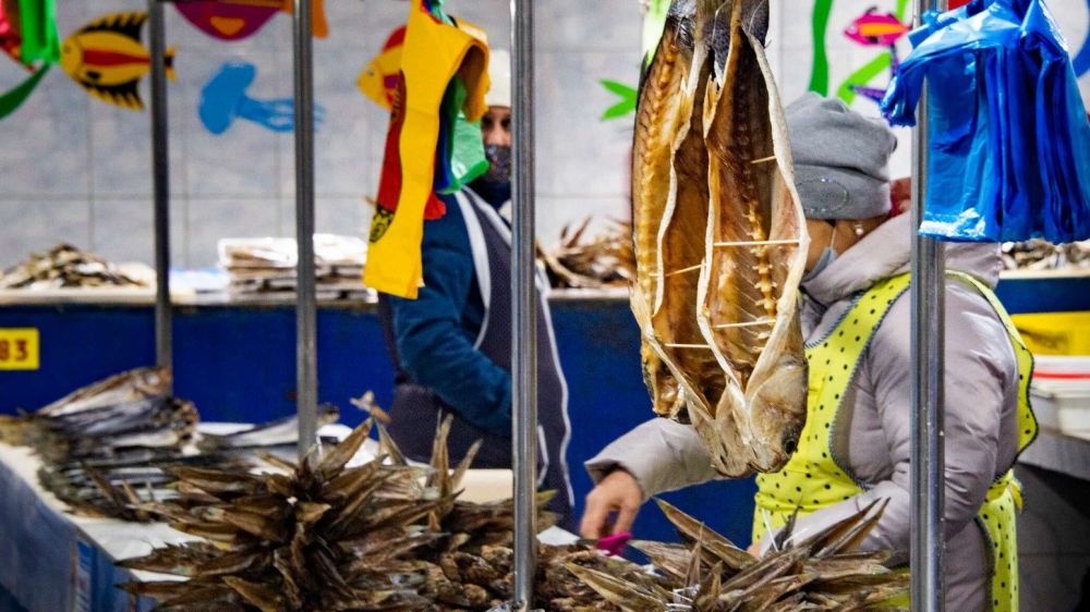 Рыбный демпинг: в Севастополе снизят цены на рыбу и морепродукты