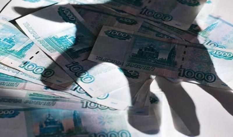 «Сладкие» деньги: крымчанин похитил крупную сумму из кондитерского магазина