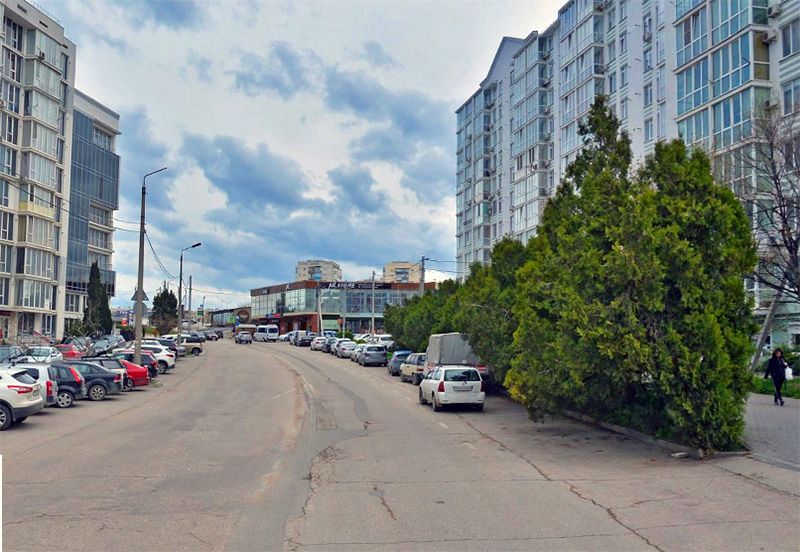 В Севастополе разыскивают водителя, сбившего пешехода и скрывшегося с места ДТП