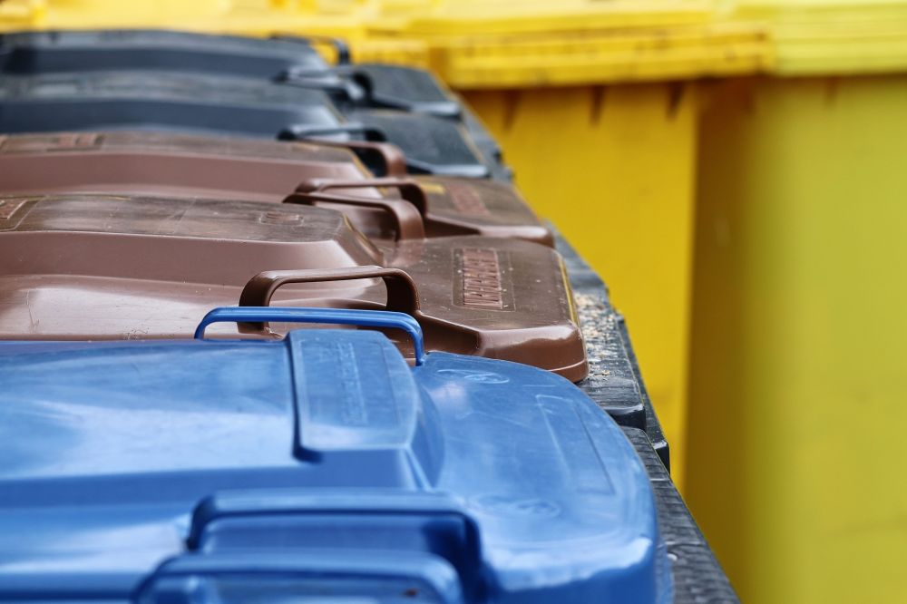 В начале года «Крымэкоресурсы» передали Симферополю порядка 2000 мусорных контейнеров