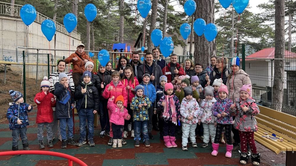 В посёлке Советское открыли новую детскую площадку