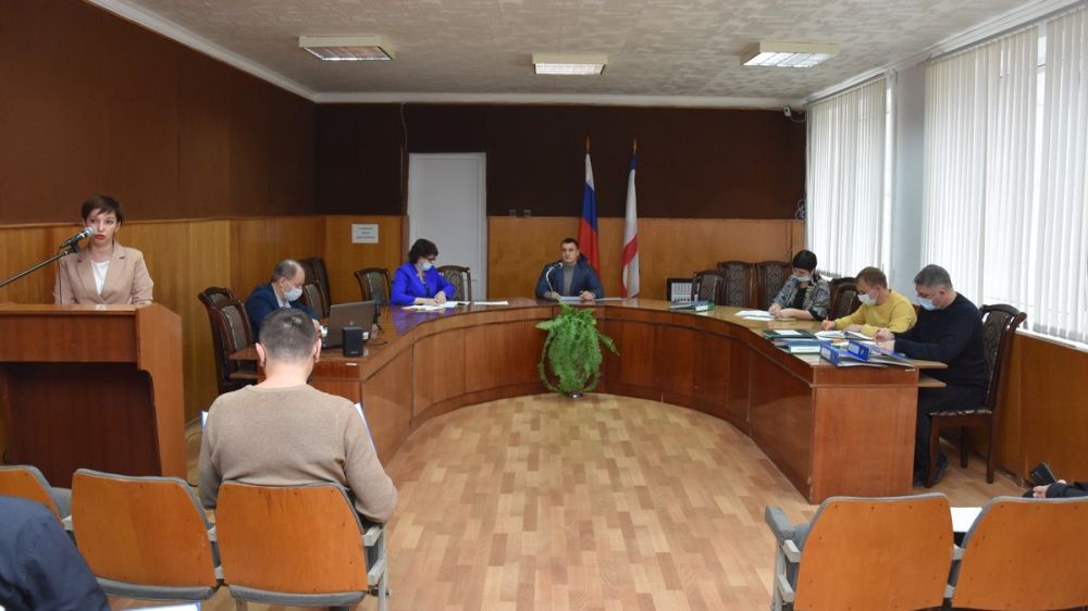 В Красноперекопском городском совете состоялись заседания постоянных депутатских комиссий и внеочередная сессия городского совета второго созыва