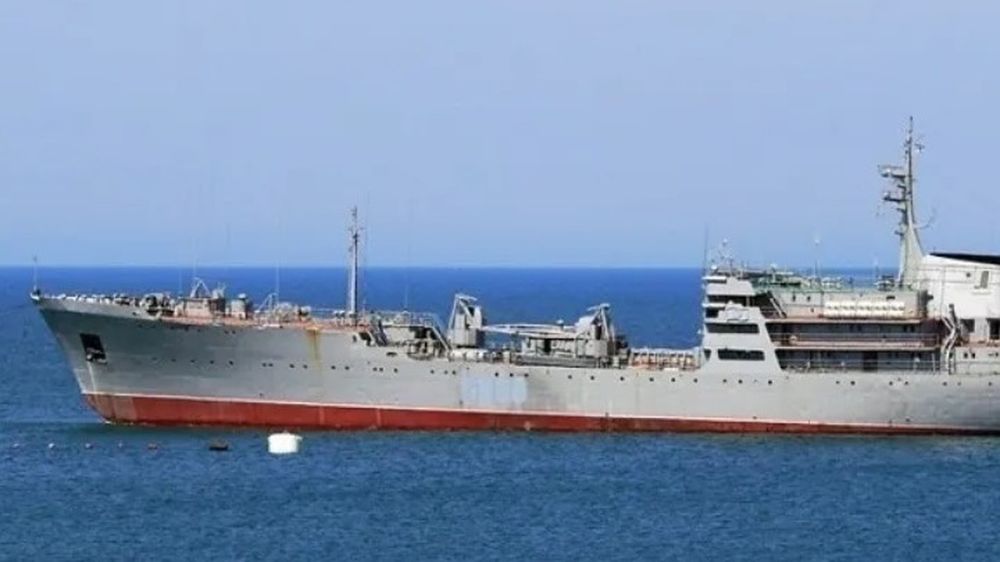 «Подлая провокация»: Власти Крыма отреагировали на попытку украинского корабля попасть в Керченский пролив