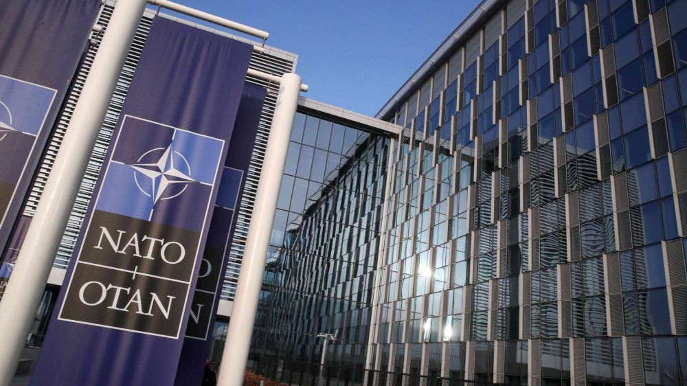 На Украине расквартированы 10 тысяч солдат НАТО – Захарова