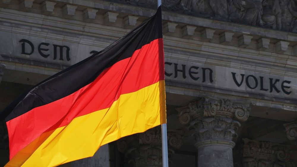 Германия объявила о высылке двух российских дипломатов