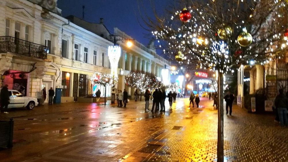 31 декабря ночь. Симферополь в декабре.