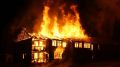 В Сочи сгорел двухэтажный жилой дом: людей эвакуировали