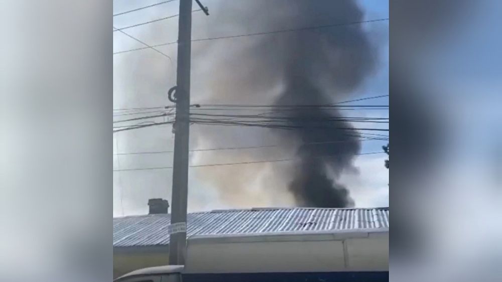 Видео пожара в частном доме Симферополя появилось в сети - Лента новостей  Крыма