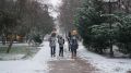 Снег и мороз. Что сейчас происходит на улицах городов Крыма 12 января