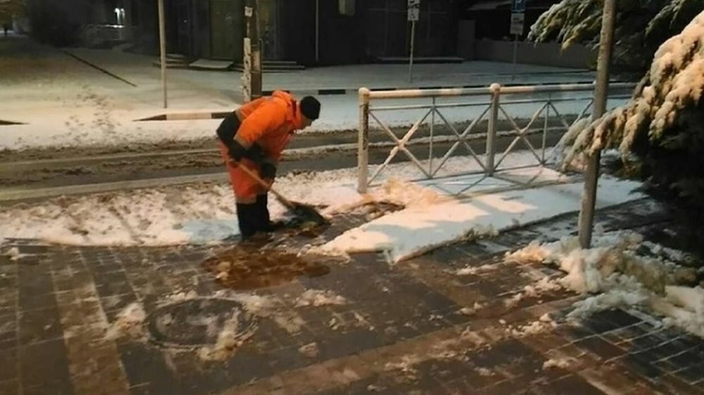 Синоптики рассказали, где этой ночью в Крыму выпало больше всего снега