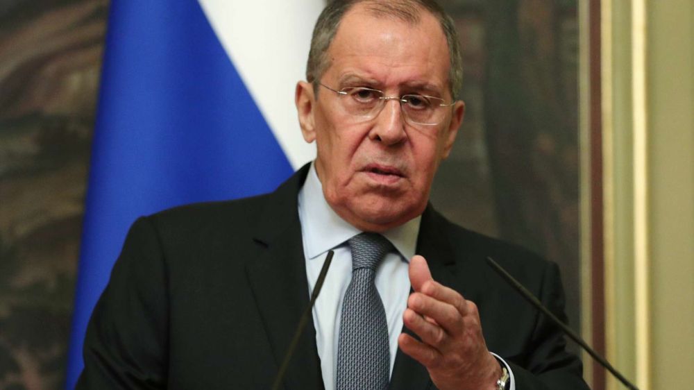 Лавров назвал цель нагнетания истерии о "вторжении" России на Украину