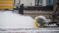 В Севастополе из-за сильного снегопада на дороги вышла спецтехника