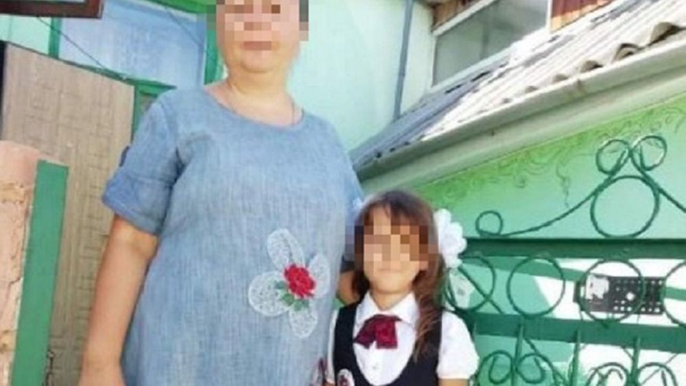Посещала церковь и ходила к психиатру: что известно о крымчанке, выбросившей из окна 8-летнюю дочь