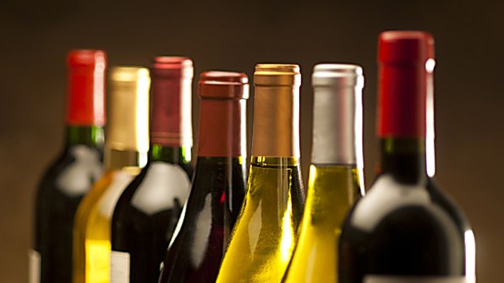 В Евпатории в ходе проверки выявлен оборот алкогольной и спиртосодержащей продукции без лицензии