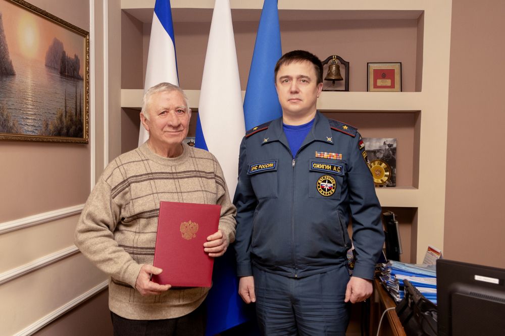Поздравляем с юбилеем ветерана пожарной охраны Анатолия Лепёхина