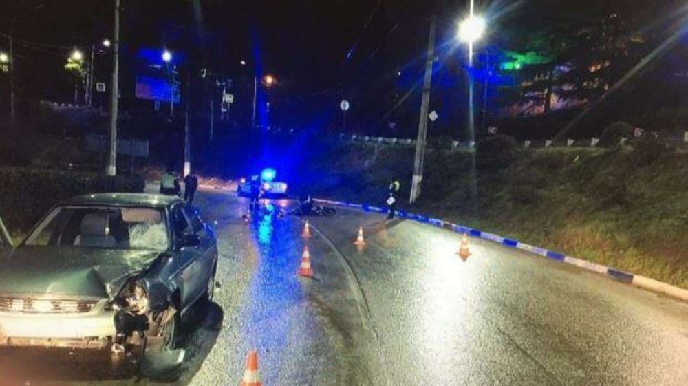 В Ялте в ночном ДТП погибла пассажирка мопеда