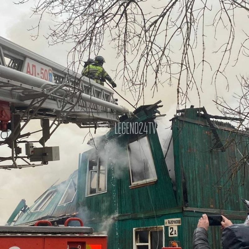 В Инкермане на пожаре в многоквартирном доме погибла семья из 4 человек -  Лента новостей Крыма