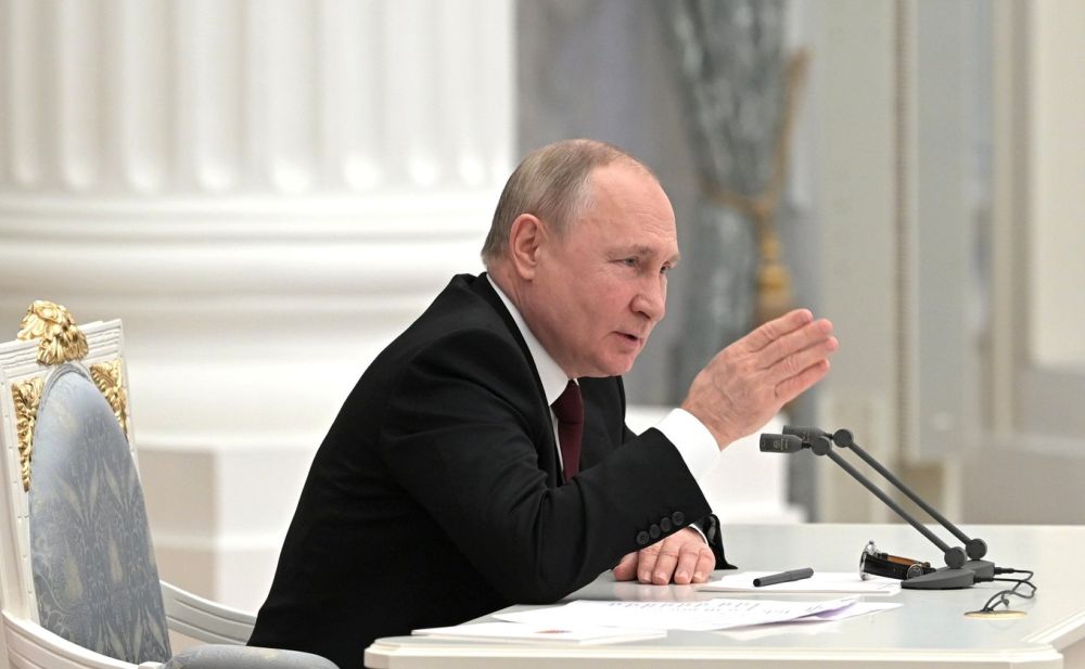 Президент РФ Владимир Путин объявил о спецоперации по демилитаризации Украины
