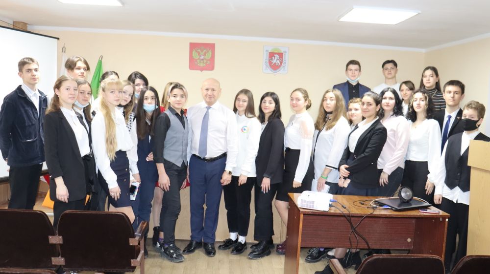 ����� ������������� �������� ������ �������� �������� ���������� � ��������������� ������������ �������������� �������� ������.