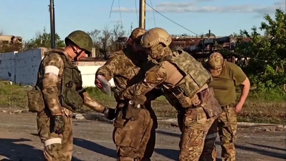 Аксёнов: капитуляция боевиков в «Азовстали» — это судьба всего киевского режима в миниатюре