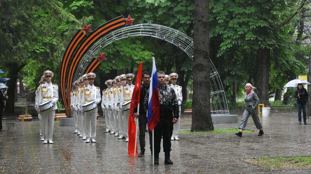 В Симферополе отмечают 100-летие пионерии - Лента новостей Крыма