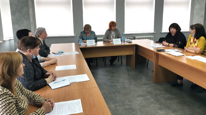 На заседании Школы кураторов крымских библиотек рассмотрены проблемные вопросы функционирования учреждений