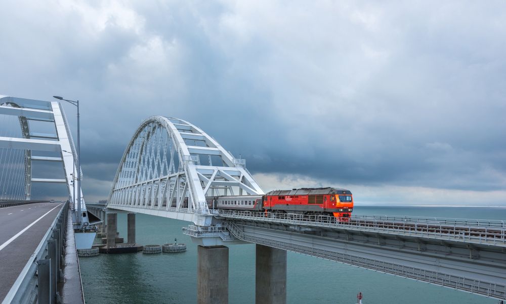 В Крым запустят 17 маршрутов поездов из разных регионов России в летний период