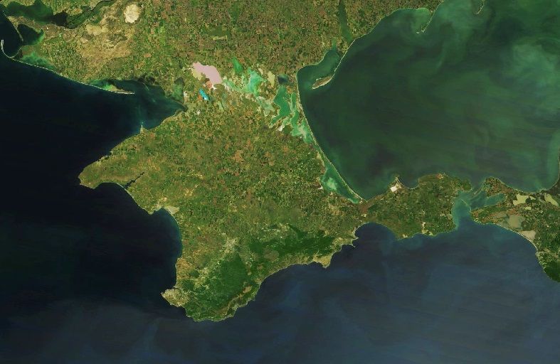 Территория полуострова и Крымский мост полностью закрыты ПВО — Аксенов