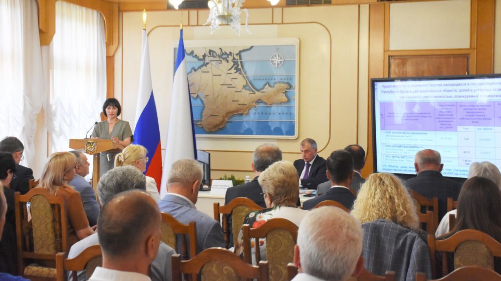В Крыму принят закон о мероприятиях по выявлению лиц, использующих гаражи, права на которые не зарегистрированы в ЕГРН – Лариса Кулинич