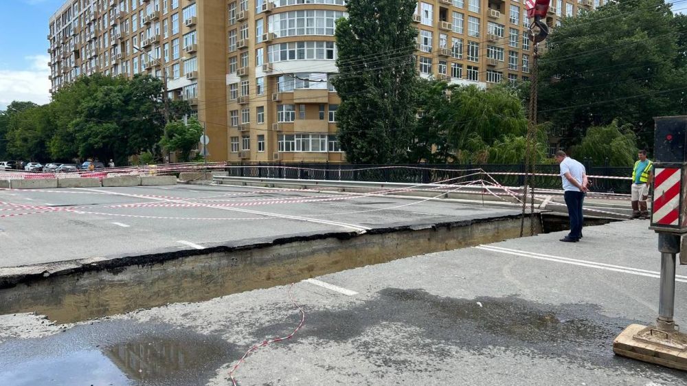 В Симферополе восстанавливают мост