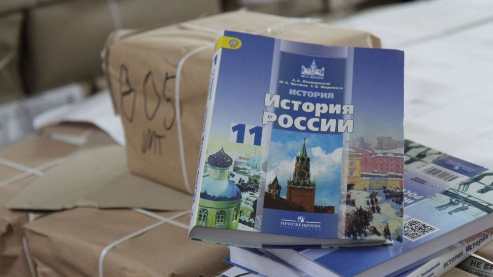 Менять учебники истории нужно не только на Украине, а и в России – мнение