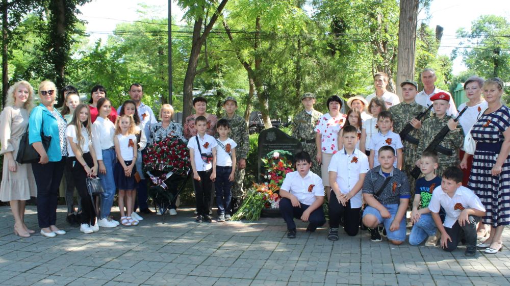 В День партизан и подпольщиков в Советском состоялась церемония возложения цветов
