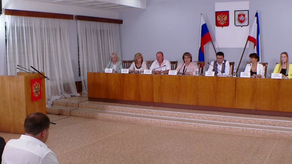 Конкурсная комиссия выбрала двух кандидатов на пост главы администрации Ленинского района Крыма