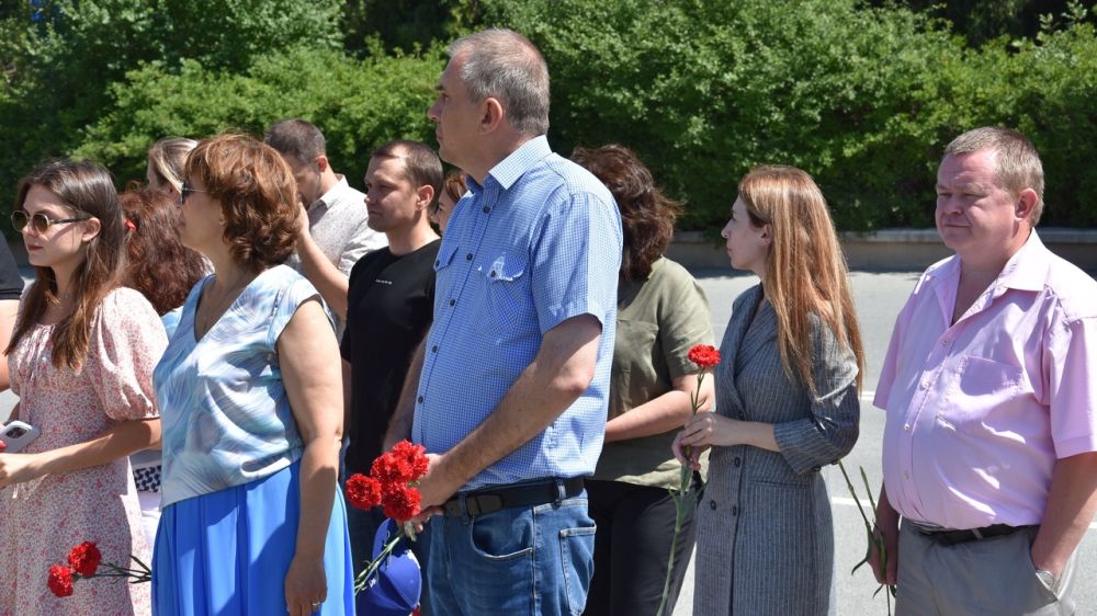 В День партизан и подпольщиков, в честь памятной даты состоялось возложение цветов.