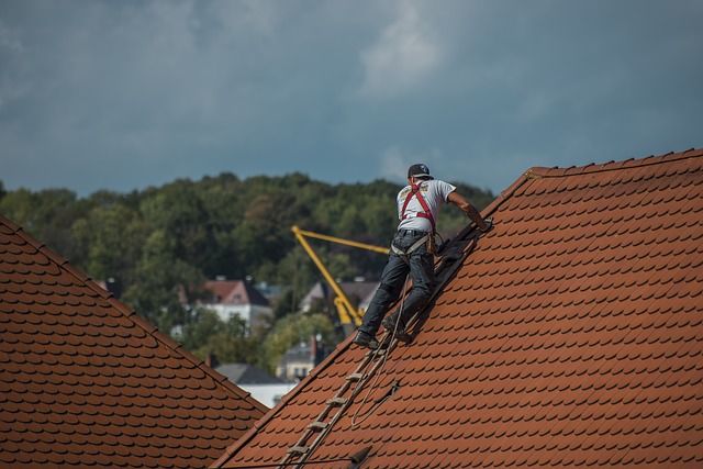 Девять крыш многоквартирных домов отремонтируют в этом году в Судаке