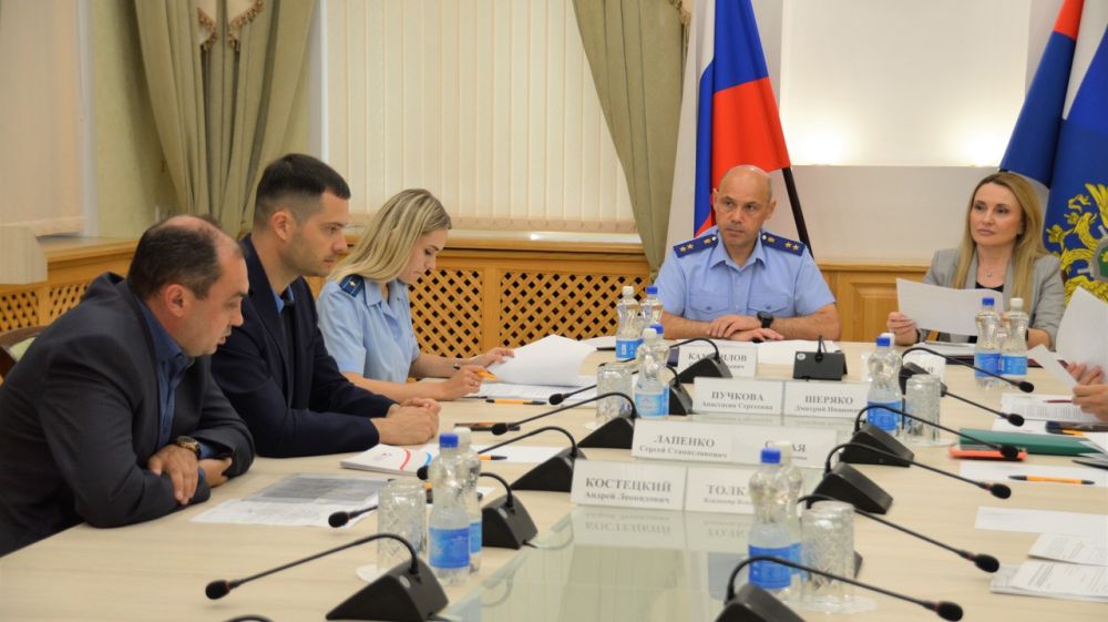 Прокурор Крыма и бизнес-омбудсмен провели рабочую встречу с представителями бизнес-сообщества