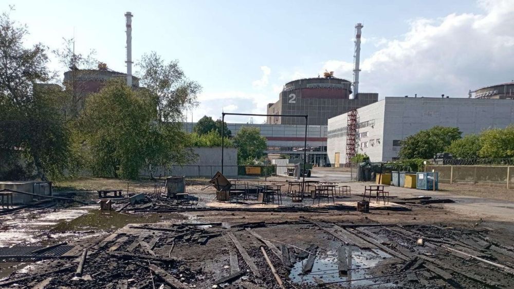 Власти рассказали о состоянии пострадавших при ударе по Запорожской АЭС