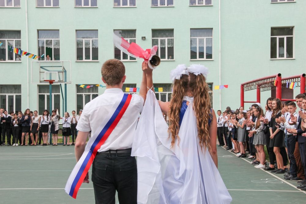 В Симферополе 1 сентября к обучению приступят почти 50 тыс школьников