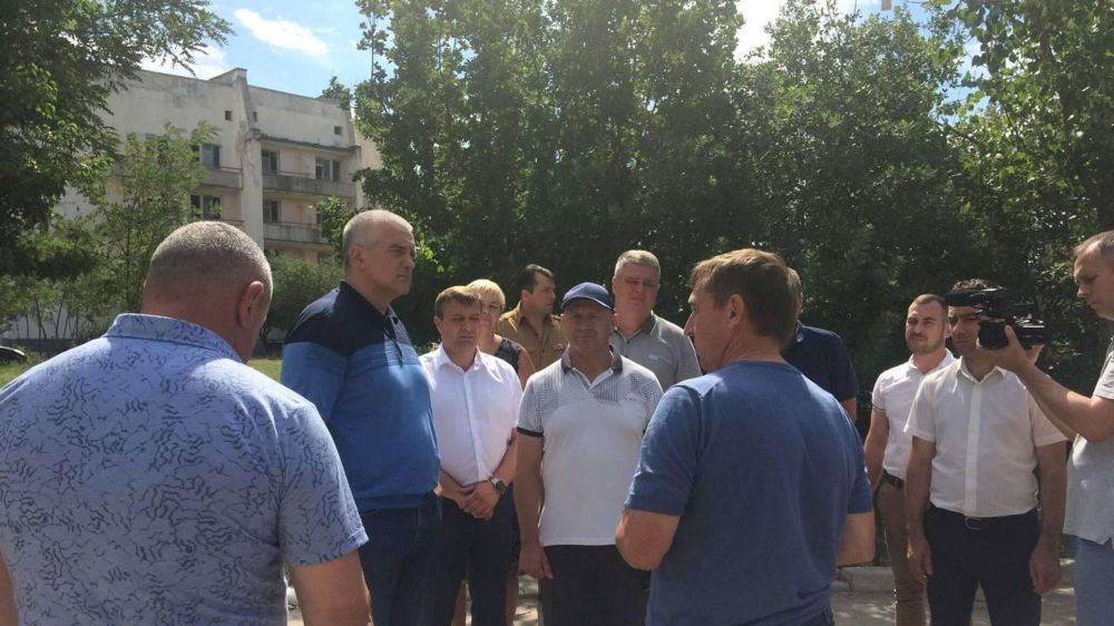 Аксенов проведет в Новофедоровке заседание комиссии по ликвидации ЧС