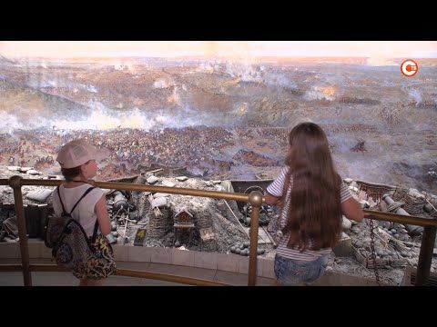 Для гостей из Старобельска провели экскурсию по Панораме