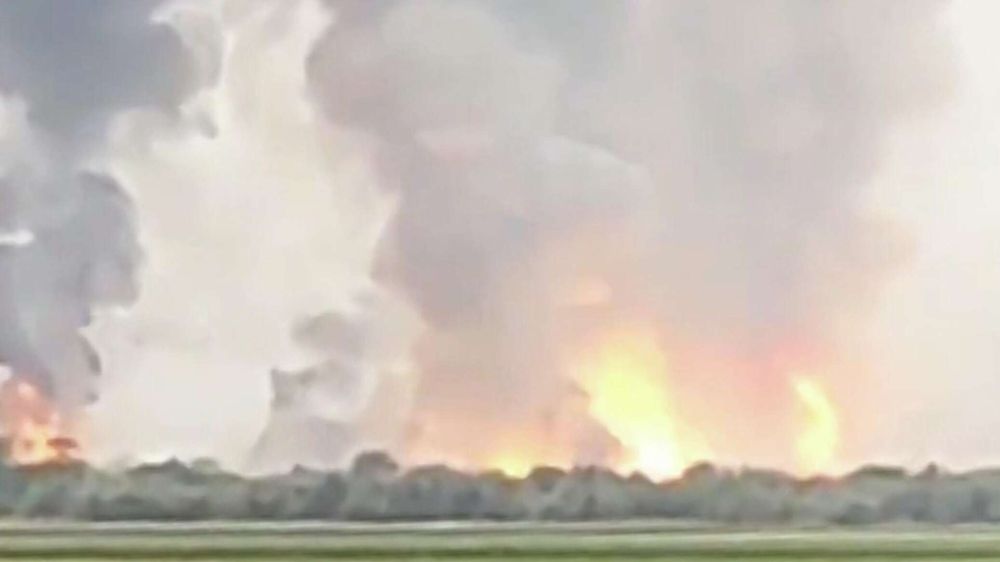 Видео с места ЧП в Крыму: взрывы в Джанкое