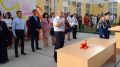 Михаил Назаров поздравил учеников и педагогов с началом учебного года