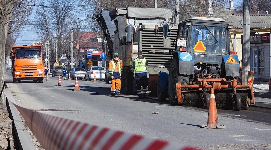 Власти заключили контракты на ремонт 29 улиц Симферополя на 1,1 млрд руб
