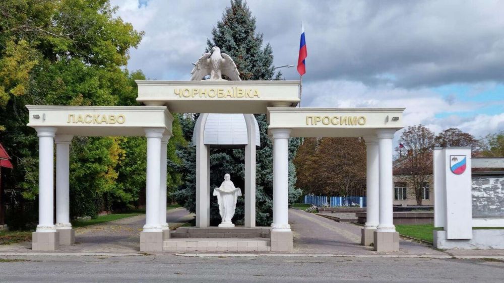 Голосование между обстрелами: глава Чернобаевки рассказал о референдуме