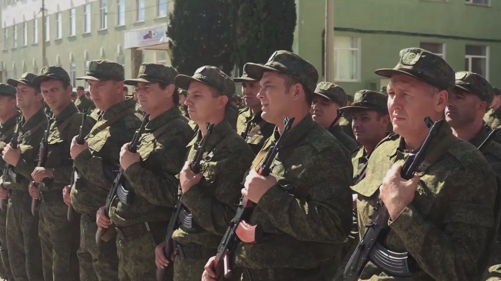 В Севастополе мобилизованные резервисты принесли присягу России