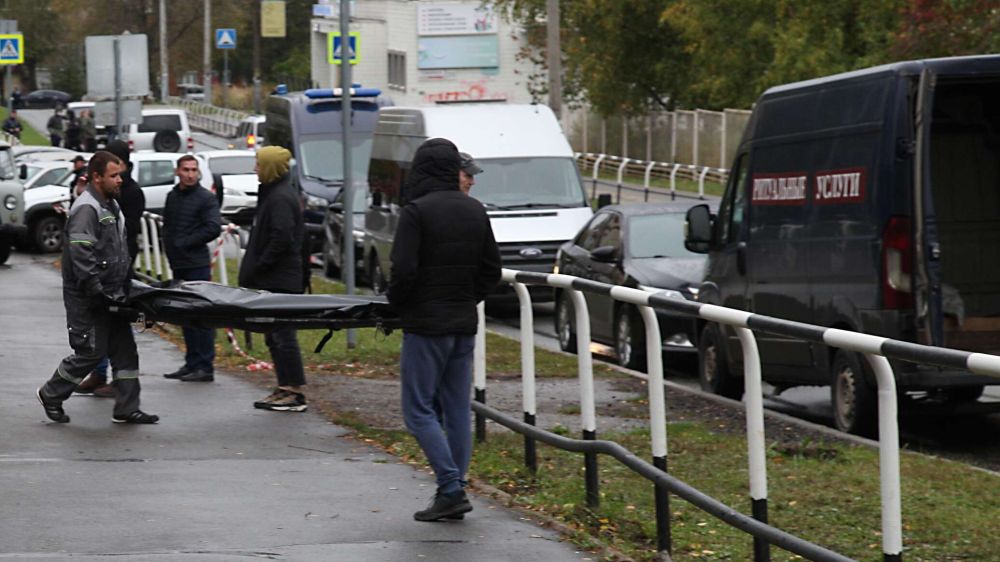 Трагедия в Ижевске: число погибших выросло до 17 человек